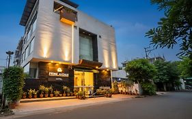 Fabhotel Prime Avenue